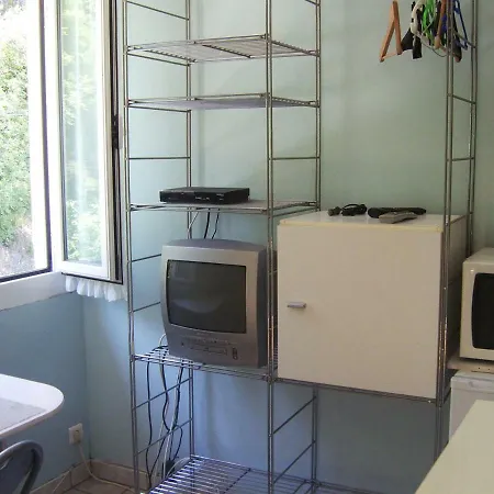 Les Lilas Blancs 公寓 *